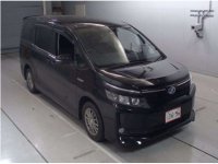 TOYOTA VOXY HV