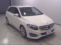 MERCEDES BENZ B180