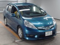 HONDA FIT SHUTTLE HYBRID