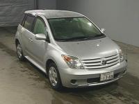 TOYOTA IST