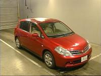 NISSAN TIIDA