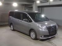 TOYOTA NOAH HYBRID