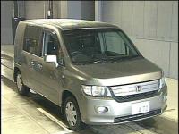 HONDA MOBILIO SPIKE